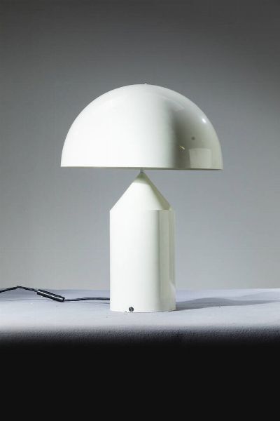VICO MAGISTRETTI : Lampada da tavolo mod. Atollo  - Asta Design - Associazione Nazionale - Case d'Asta italiane