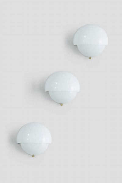 VICO MAGISTRETTI : Set di tre appliques mod. Mania  - Asta Design - Associazione Nazionale - Case d'Asta italiane