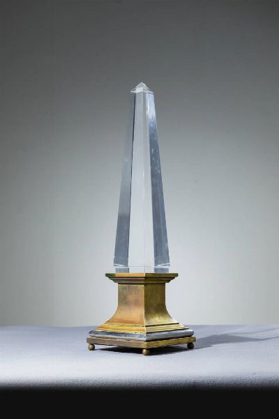 Sandro Petti : Lampada da tavolo mod. Obelisco  - Asta Design - Associazione Nazionale - Case d'Asta italiane