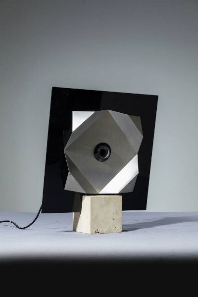 PRODUZIONE ITALIANA : Lampada da tavolo  - Asta Design - Associazione Nazionale - Case d'Asta italiane