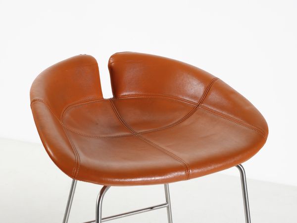 URQUIOLA PATRICIA (n. 1961) : Tre sgabelli mod. Fjord per Moroso, Italia  - Asta Asta 494 | DESIGN E ARTI DECORATIVE DEL NOVECENTO Online - Associazione Nazionale - Case d'Asta italiane