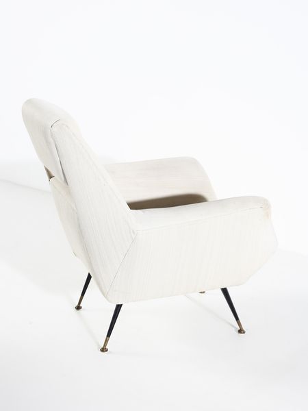 RADICE GIGI (1924 - 2002) : Coppia di poltrone per Minotti, Italia  - Asta Asta 494 | DESIGN E ARTI DECORATIVE DEL NOVECENTO Online - Associazione Nazionale - Case d'Asta italiane