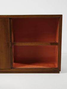 BORSANI OSVALDO (1911 - 1985) : Credenza ad ante scorrevoli  - Asta Asta 494 | DESIGN E ARTI DECORATIVE DEL NOVECENTO Online - Associazione Nazionale - Case d'Asta italiane