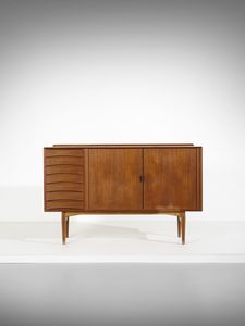 VODDER ARNE  (1926 - 2009) - Credenza ad ante scorrevoli e cassetti per Sibast, Danimarca