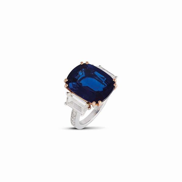ANELLO CON ZAFFIRO E DIAMANTI  - Asta GIOIELLI - Associazione Nazionale - Case d'Asta italiane