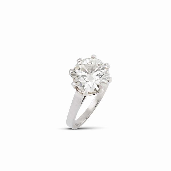 ANELLO SOLITARIO  - Asta GIOIELLI - Associazione Nazionale - Case d'Asta italiane