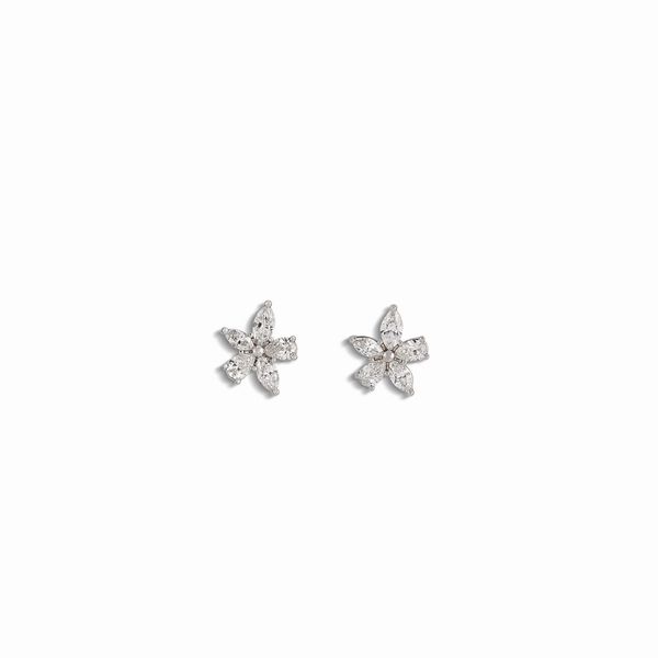 Tiffany & Co : TIFFANY & CO VICTORIA PAIO DI ORECCHINI A FORMA DI FIORE  - Asta GIOIELLI - Associazione Nazionale - Case d'Asta italiane