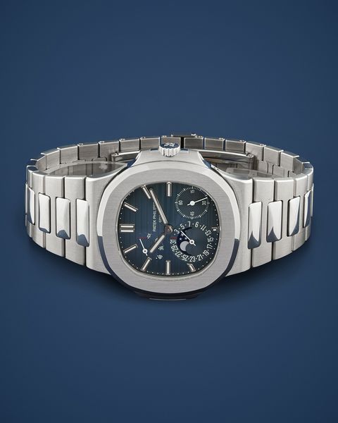 PATEK PHILIPPE : Nautilus 5712/1A  - Asta Orologi - Associazione Nazionale - Case d'Asta italiane