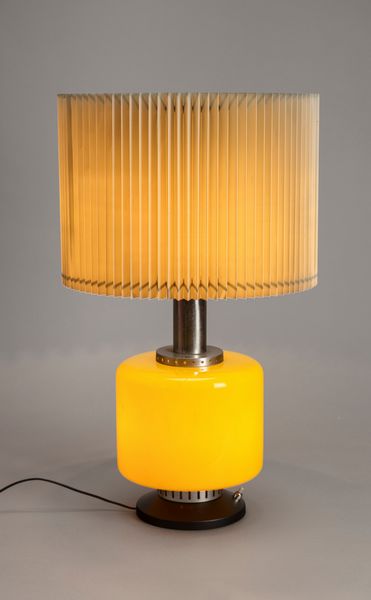 STILNOVO : Lampada da tavolo  - Asta Design e Arti Decorative - Associazione Nazionale - Case d'Asta italiane