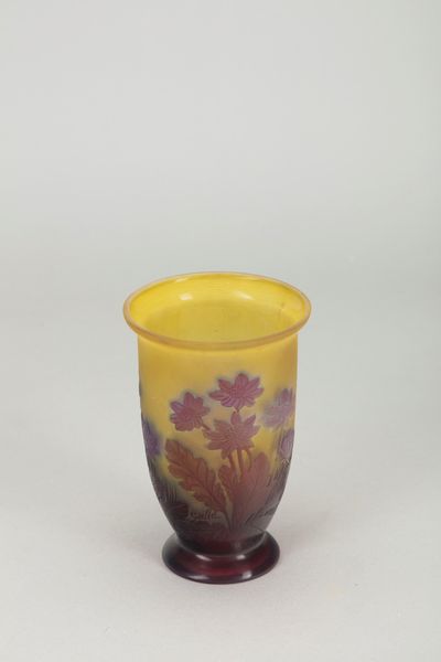 Émile Gallé : Vaso  - Asta Design e Arti Decorative - Associazione Nazionale - Case d'Asta italiane