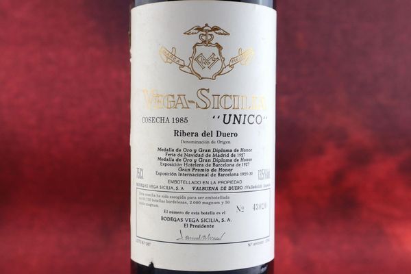 Unico Vega Sicilia 1985  - Asta Smartwine 2.0 | Christmas Edition - Associazione Nazionale - Case d'Asta italiane