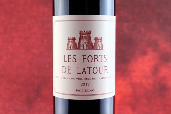 Les Forts de Latour Château Latour 2017  - Asta Smartwine 2.0 | Christmas Edition - Associazione Nazionale - Case d'Asta italiane