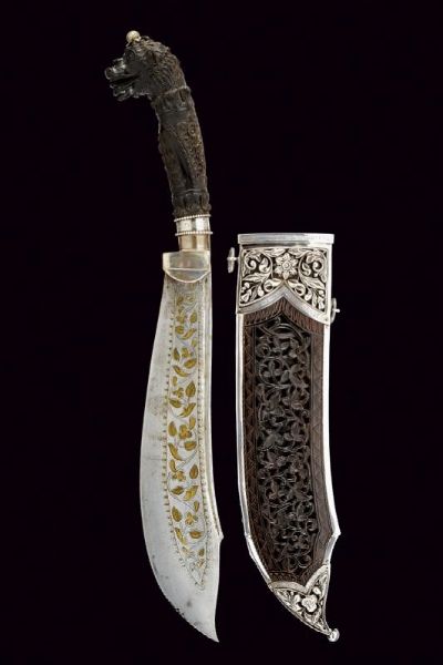 Bellissimo e raro coltello con fornimenti in argento in scatola  - Asta Rare Armi Antiche e Militaria da Tutto il Mondo - Associazione Nazionale - Case d'Asta italiane