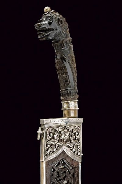 Bellissimo e raro coltello con fornimenti in argento in scatola  - Asta Rare Armi Antiche e Militaria da Tutto il Mondo - Associazione Nazionale - Case d'Asta italiane