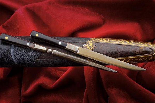 Eccezionale kindjal con decorazione in oro giallo  - Asta Rare Armi Antiche e Militaria da Tutto il Mondo - Associazione Nazionale - Case d'Asta italiane