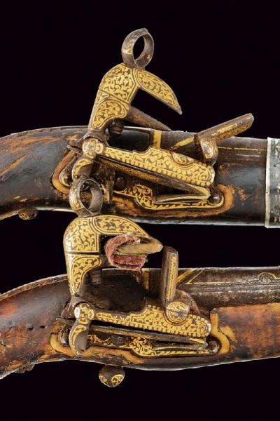 Notevole paio di pistole con fornimenti in argento e agemine in oro  - Asta Rare Armi Antiche e Militaria da Tutto il Mondo - Associazione Nazionale - Case d'Asta italiane