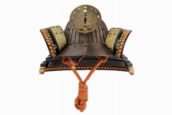 Suji Bachi kabuto  - Asta Rare Armi Antiche e Militaria da Tutto il Mondo - Associazione Nazionale - Case d'Asta italiane