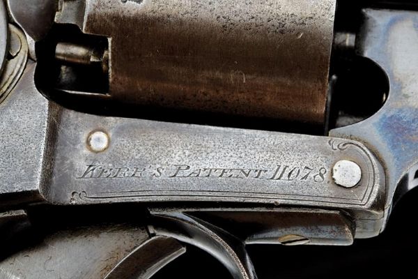 Revolver Kerr a luminello della London Armoury Company  - Asta Rare Armi Antiche e Militaria da Tutto il Mondo - Associazione Nazionale - Case d'Asta italiane