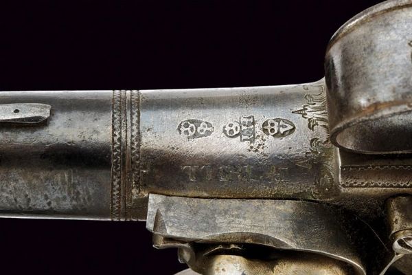 Pistola sul tipo Queen Anne a pietra focaia di Bell, con fornimenti in argento  - Asta Rare Armi Antiche e Militaria da Tutto il Mondo - Associazione Nazionale - Case d'Asta italiane