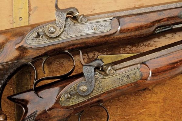 Paio di pistole a luminello con dorso a manico di sega, in cassetta  - Asta Rare Armi Antiche e Militaria da Tutto il Mondo - Associazione Nazionale - Case d'Asta italiane