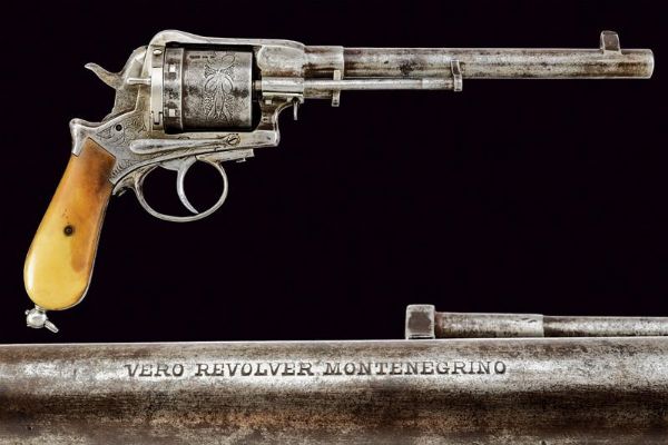 Revolver Montenegrino a percussione centrale  - Asta Rare Armi Antiche e Militaria da Tutto il Mondo - Associazione Nazionale - Case d'Asta italiane