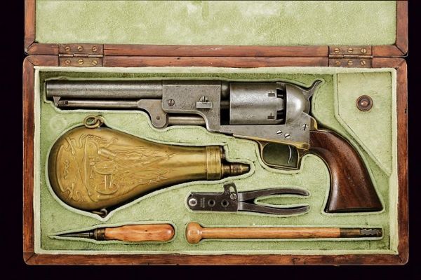 Revolver a luminello tipo Colt Dragoon con cassetta  - Asta Rare Armi Antiche e Militaria da Tutto il Mondo - Associazione Nazionale - Case d'Asta italiane