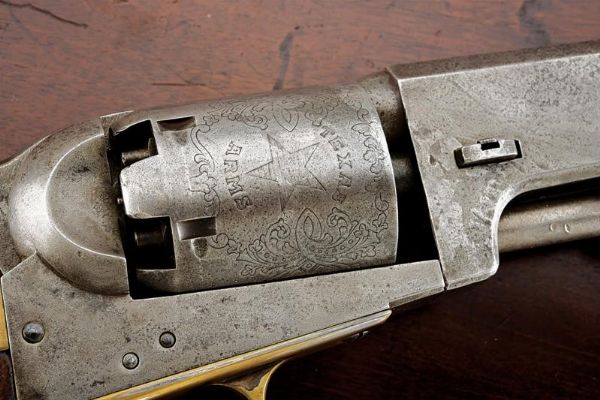 Revolver a luminello tipo Colt Dragoon con cassetta  - Asta Rare Armi Antiche e Militaria da Tutto il Mondo - Associazione Nazionale - Case d'Asta italiane