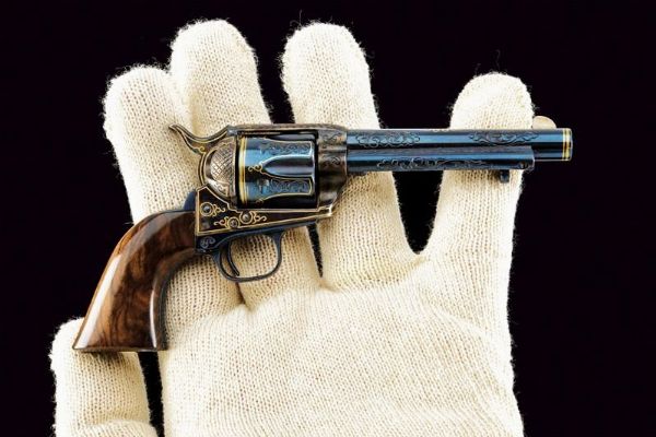 Bellissima miniatura del modello 1873 Colt di Uberti  - Asta Rare Armi Antiche e Militaria da Tutto il Mondo - Associazione Nazionale - Case d'Asta italiane