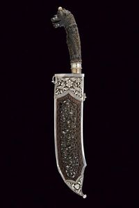 Bellissimo e raro coltello con fornimenti in argento in scatola  - Asta Rare Armi Antiche e Militaria da Tutto il Mondo - Associazione Nazionale - Case d'Asta italiane