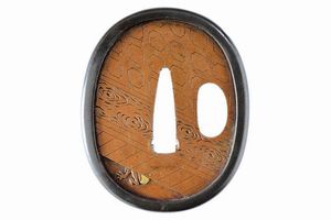 Tsuba per tanto attribuita a Tsuchiya Masachika  - Asta Rare Armi Antiche e Militaria da Tutto il Mondo - Associazione Nazionale - Case d'Asta italiane