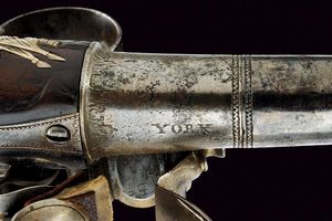 Pistola sul tipo Queen Anne a pietra focaia di Bell, con fornimenti in argento  - Asta Rare Armi Antiche e Militaria da Tutto il Mondo - Associazione Nazionale - Case d'Asta italiane