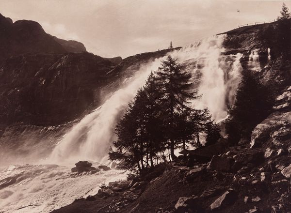 VITTORIO SELLA : Cascata del Toce alla sera (Val Formazza)  - Asta Fotografia: Under 1K - Associazione Nazionale - Case d'Asta italiane