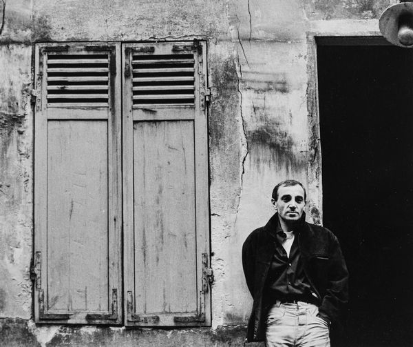 Jeanloup Sieff : Charles Aznavour  - Asta Fotografia: Under 1K - Associazione Nazionale - Case d'Asta italiane