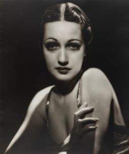 George Hurrell : Portfolio II  - Asta Fotografia: Under 1K - Associazione Nazionale - Case d'Asta italiane