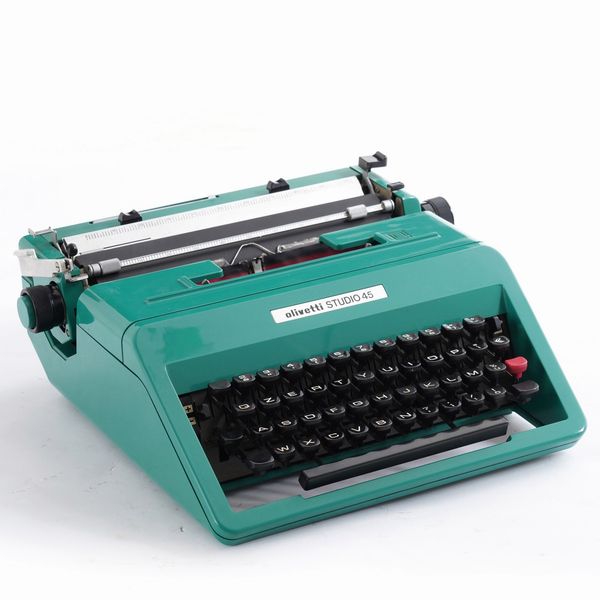 Macchina da scrivere Olivetti studio 45  - Asta Antiquariato - Associazione Nazionale - Case d'Asta italiane