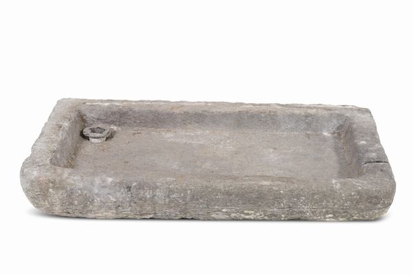 Lavabo in pietra  - Asta Antiquariato - Associazione Nazionale - Case d'Asta italiane