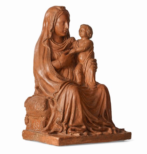 Madonna in trono col Bambino. Plasticatore lombardo attivo nella seconda met del XV secolo. Giovanni de Patriarchi (1410 - post 1494), attribuito a  - Asta Scultura e Oggetti d'Arte - Associazione Nazionale - Case d'Asta italiane