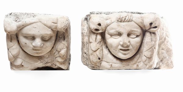 Lapicida del XVII-XVIII secolo Coppia di mensole con protomi antropomorfi  - Asta Scultura e Oggetti d'Arte - Associazione Nazionale - Case d'Asta italiane