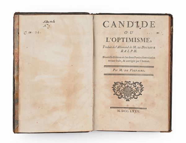 François Marie Arouet Voltaire - Candide ou l'Optimisme. Traduit de l'allemand du docteur Ralph. Nouvelle Edition où les deux parties sont réunies en une seule, et corrigée par l'Auteur  - Asta Libri Antichi e Stampe - Associazione Nazionale - Case d'Asta italiane