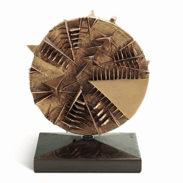 Arnaldo Pomodoro : Disco  - Asta Arte Moderna e Contemporanea - Associazione Nazionale - Case d'Asta italiane