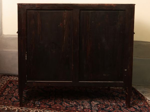 Cassettone a ribalta impiallacciato in legno di rosa ed altre essenze  - Asta D�ballage. Occasioni in asta - Associazione Nazionale - Case d'Asta italiane