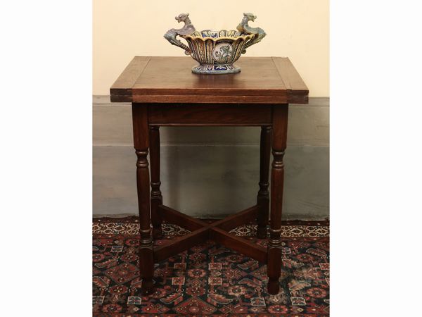 Tavolino allungabile in noce  - Asta D�ballage. Occasioni in asta - Associazione Nazionale - Case d'Asta italiane