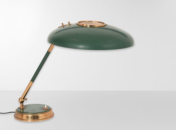 OSCAR TORLASCO : Lampada da tavolo con diffusore orientabile.  - Asta Design Lab - Associazione Nazionale - Case d'Asta italiane