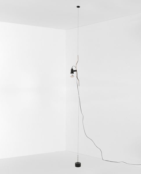 ACHILLE CASTIGLIONI : Lampade cielo terra mod. Parentesi  - Asta Design Lab - Associazione Nazionale - Case d'Asta italiane