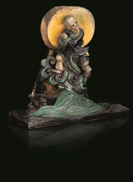 Portacandele in Fahua bifacciale raffigurante due immortali in grès, Cina, Dinastia Ming, XVII secolo  - Asta Fine Asian Works of Art - Associazione Nazionale - Case d'Asta italiane