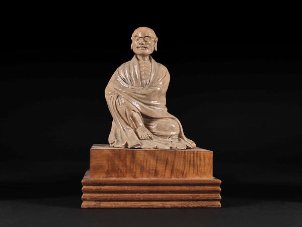 Luohan in ceramica  - Asta Incanti d'Arte - Associazione Nazionale - Case d'Asta italiane