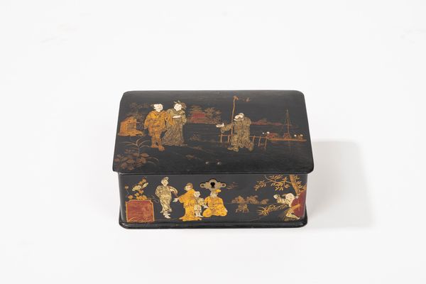 Scatola in lacca, Giappone periodo Meji  - Asta Incanti d'Arte - Associazione Nazionale - Case d'Asta italiane