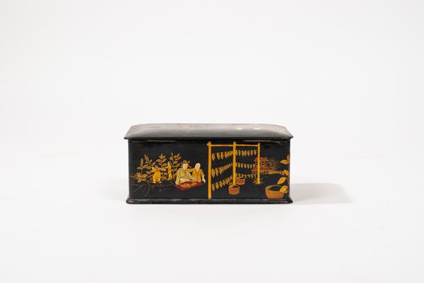 Scatola in lacca, Giappone periodo Meji  - Asta Incanti d'Arte - Associazione Nazionale - Case d'Asta italiane