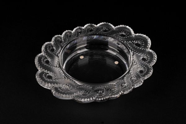 LALIQUE : Centrotavola Auriac in cristallo  - Asta Incanti d'Arte - Associazione Nazionale - Case d'Asta italiane