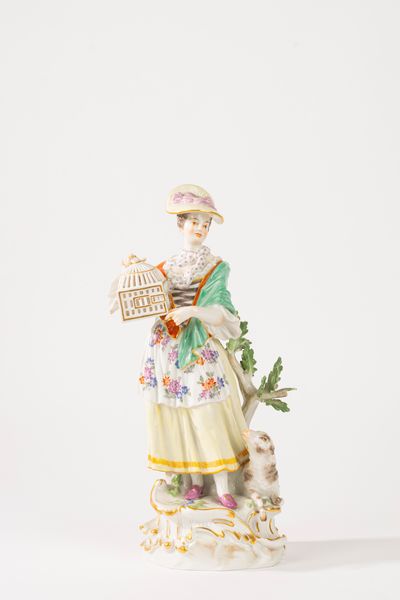 Dama con voliera aperta (Allegoria del matrimonio) in porcellana policroma, manifattura di Meissen, secolo XX  - Asta Incanti d'Arte - Associazione Nazionale - Case d'Asta italiane